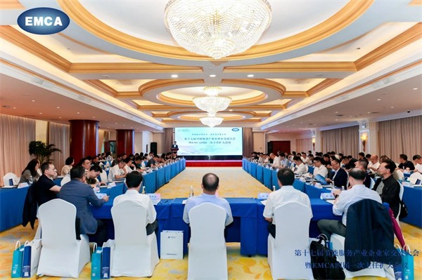 103440637.jpg 103440637.jpg